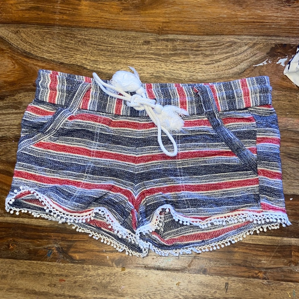 Jolt Striped Women's Shorts with Lace Trim size 5/27W